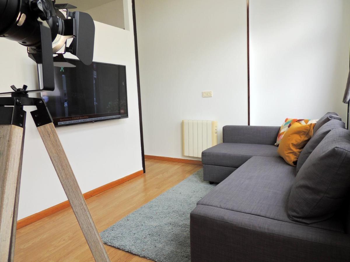 Casa Aurea-Apartamento Zona Antigua,Parking Y Wifi By Delabra Apartments Oviedo Bagian luar foto